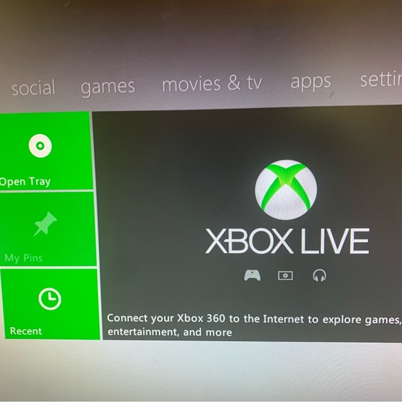 XBOX 360 Slim 4gb